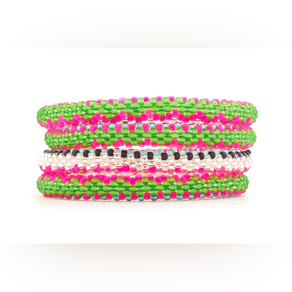 Like New! Sashka Co - “Neptune Beach” Glass Seed Bead Bracelet